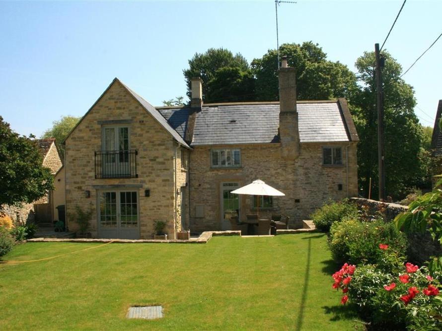 Hillside Cottage Burford Exterior photo